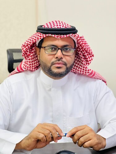 Mr. Yahya Towhari, General Manager